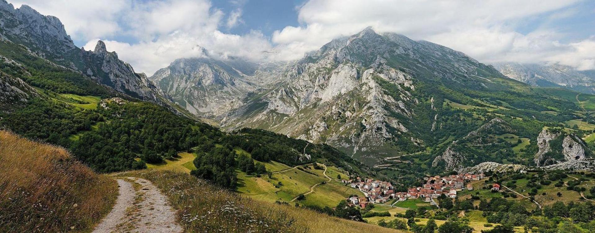 Albergue Pena Castil Sotres Exteriér fotografie