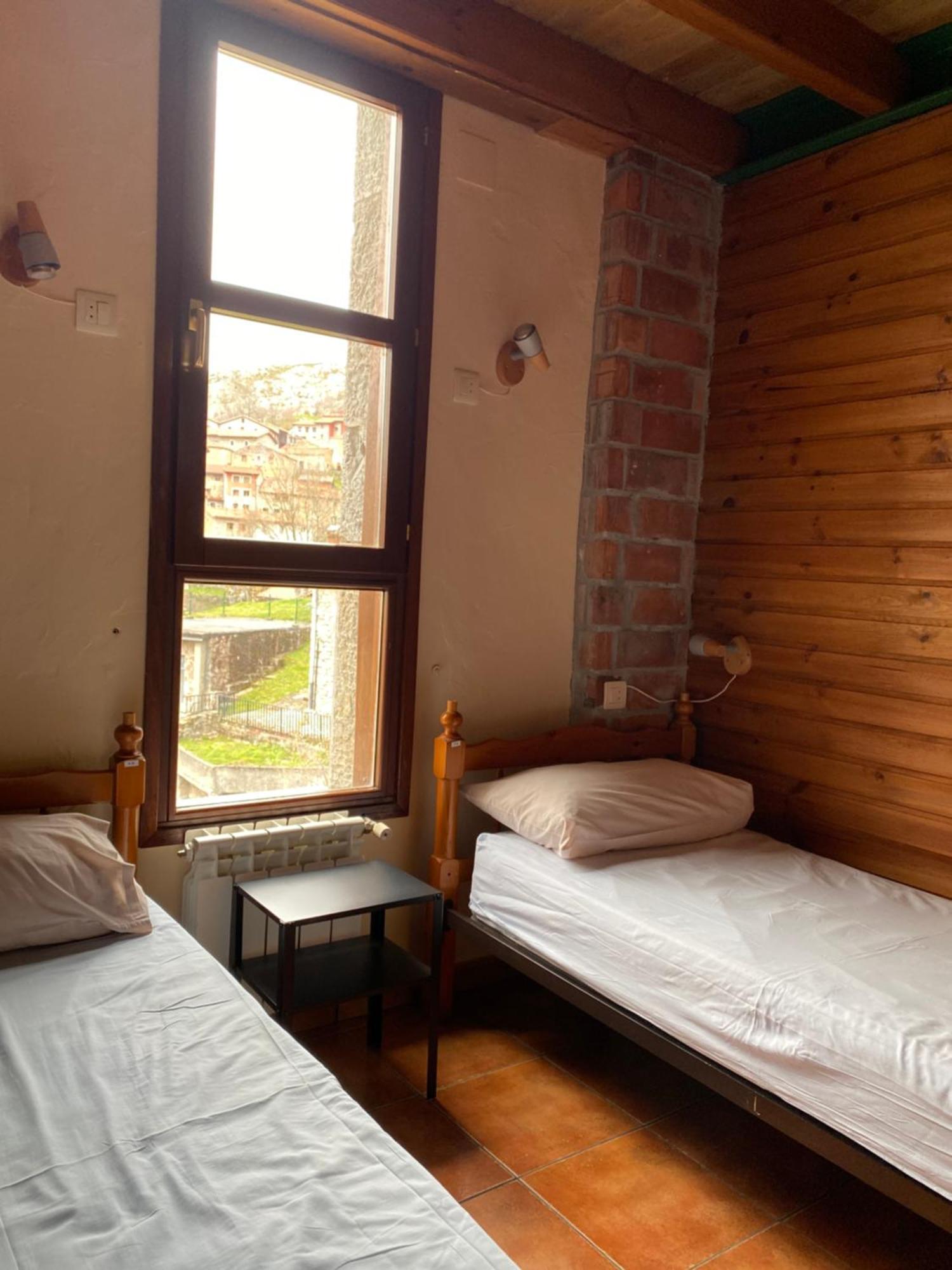 Albergue Pena Castil Sotres Exteriér fotografie