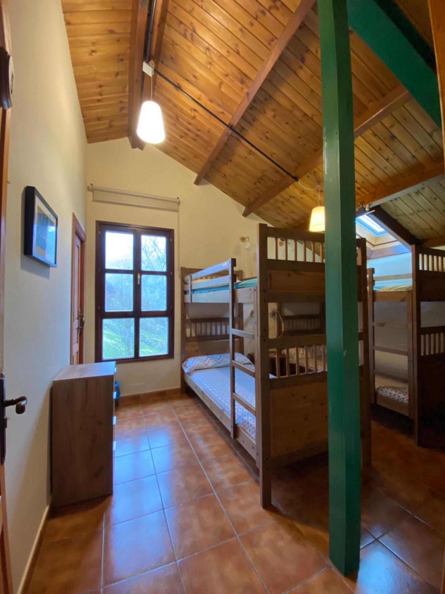 Albergue Pena Castil Sotres Exteriér fotografie