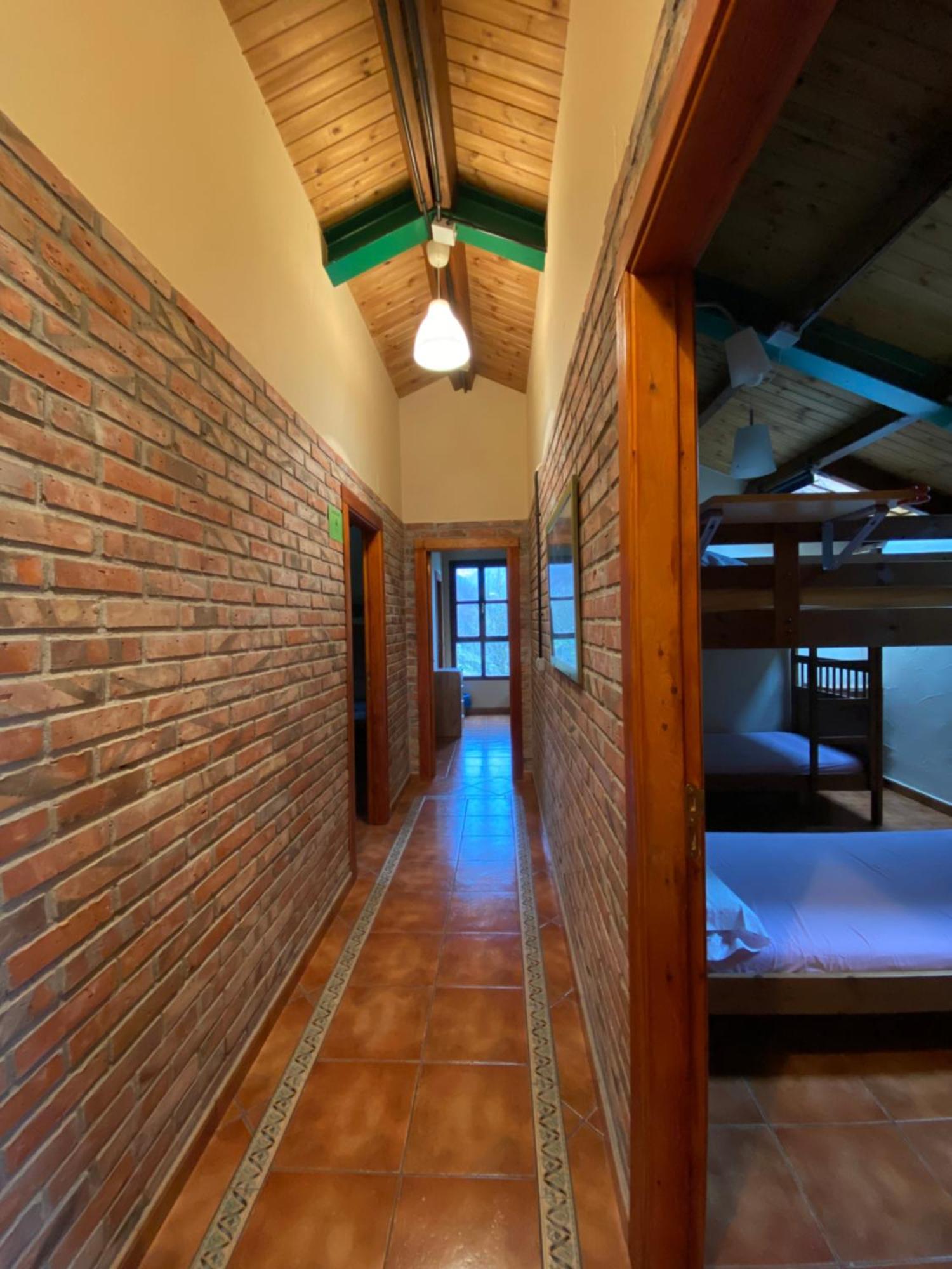 Albergue Pena Castil Sotres Exteriér fotografie
